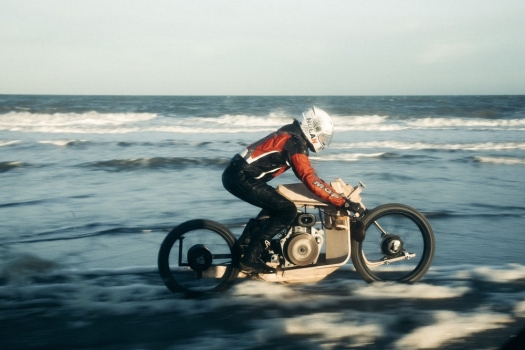 Wood-framed motorcycle runs on algae oil