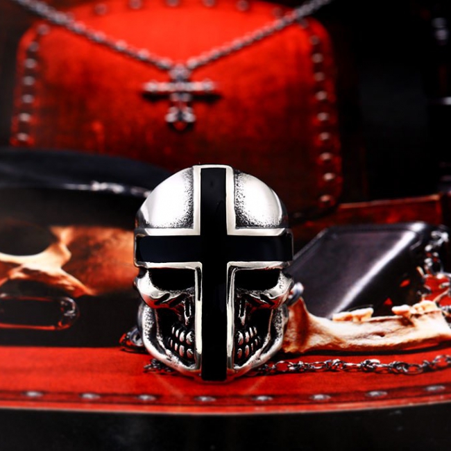 Black Knights Cross Skull Ring